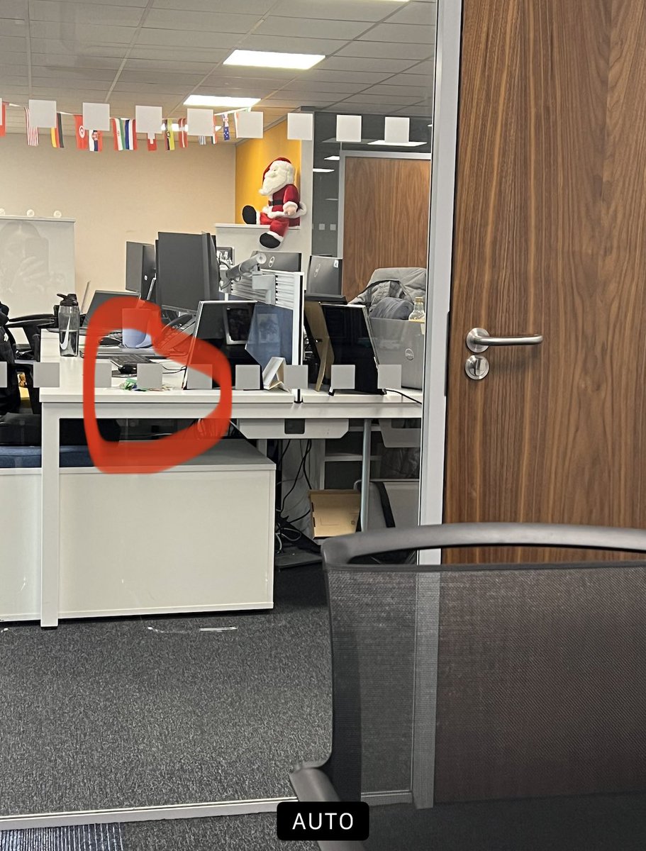 Nice try <a href="/U3Development/">Si Crumbleholme</a> locking me in &amp; leaving the keys outside the office I’ve just discovered it opens from the inside!  I was going to say it was nice to be back in U399 seeing some old faces…..😂🙈