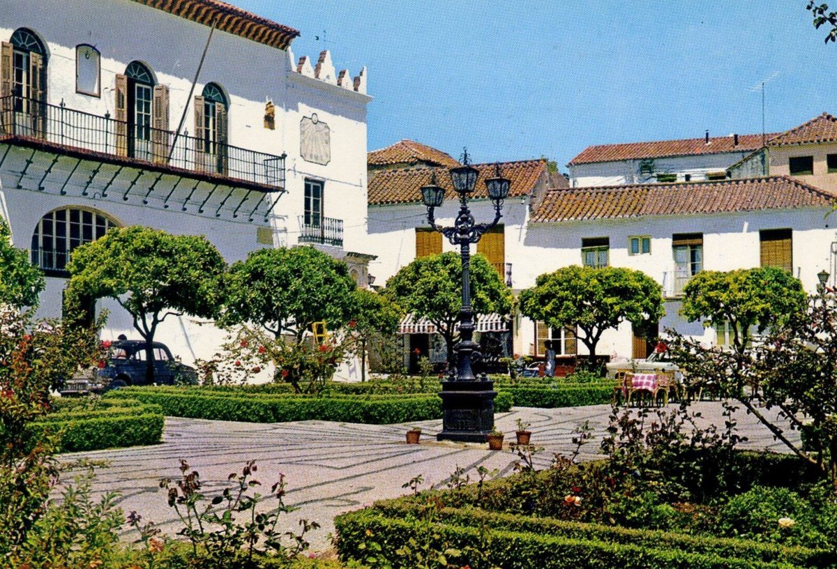 Malaga_AyerYHoy's tweet photo. #Málaga. Sabéis dónde estamos? https://t.co/RLKG5wDBx7