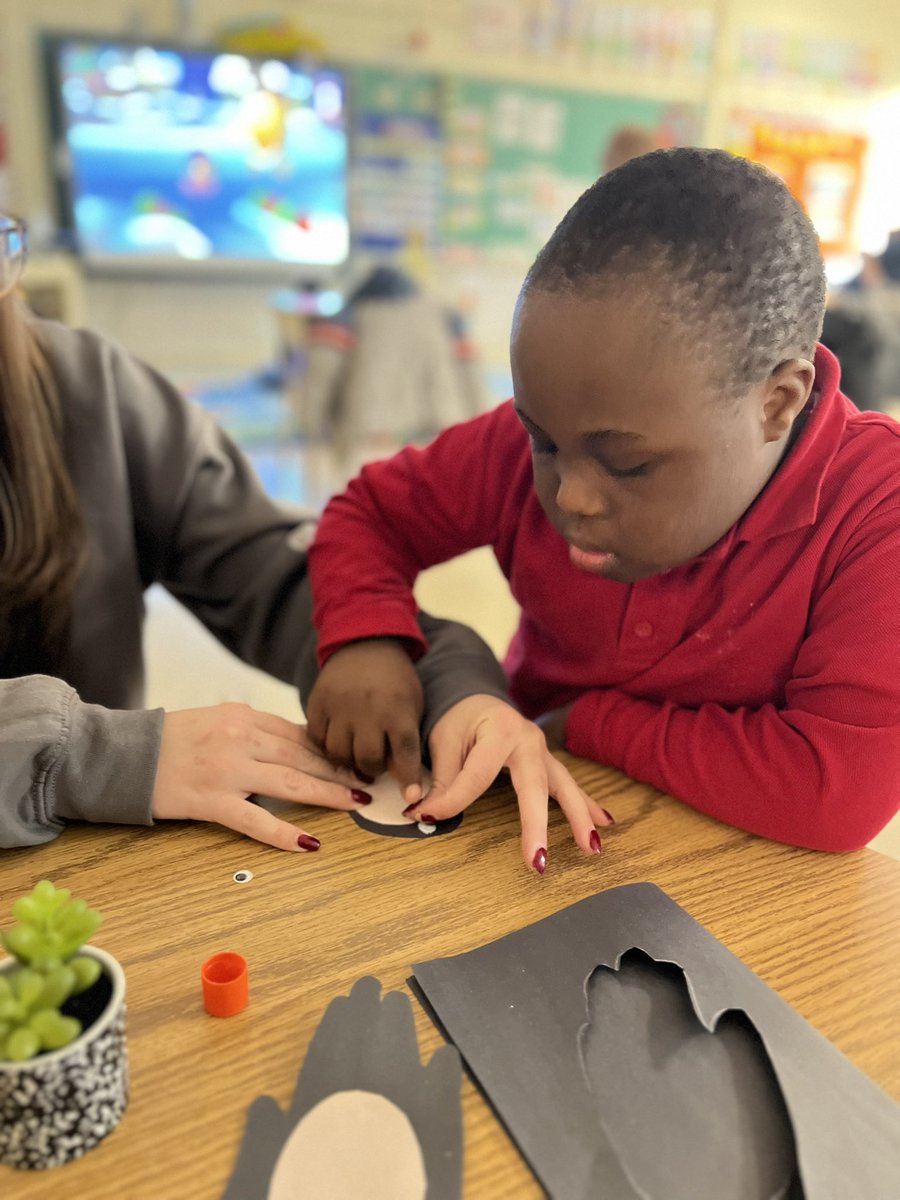 Angela Shea tweet media