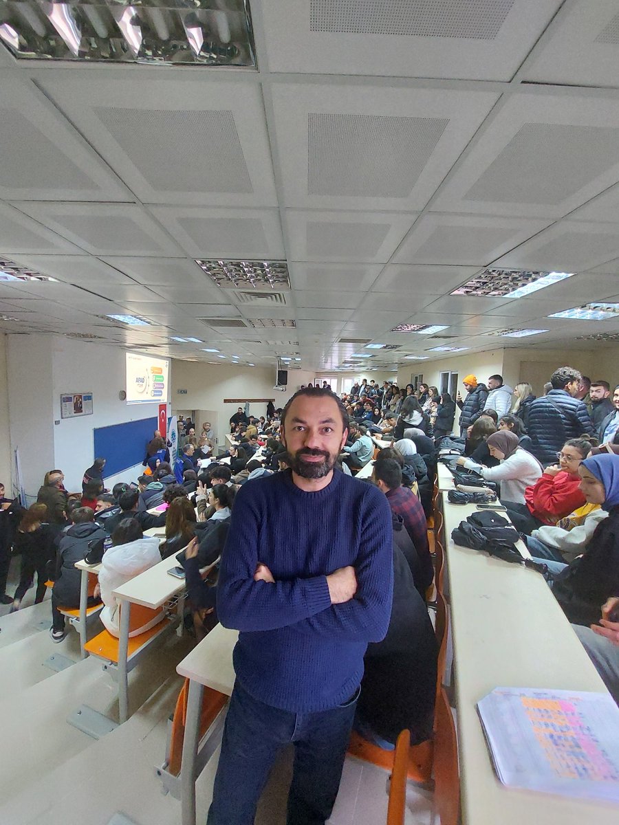 Eğitimler devam ediyor..
#AFAD #balıkesirüniversitesi #balikesir