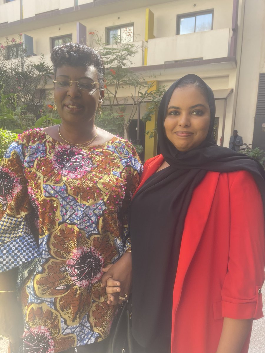 NOuefane's tweet photo. L’engagement des femmes passe aussi par la formation 
Si toutes apprenons de nouvelles connaissances, nous aurons certainement nos places dans l’émergence de nosÉtats.#ONUFemme offre des opportunités remarquable de formations aux femmes leaders . Merci pour cet espace d’échange. https://t.co/c1KE5a6xO4