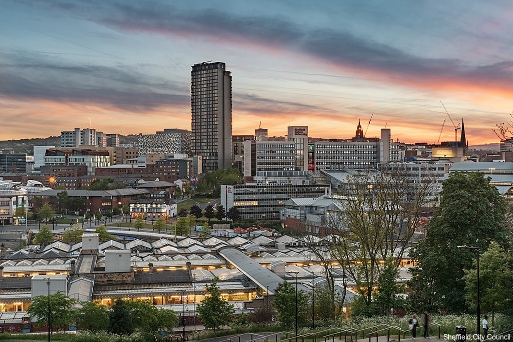 MeetEngland's tweet photo. As part of our partnership with @EMA_Network, our City Insights series is back!

This time, we invited @LeicesterMeet, @meetinchelt, @ConferenceSheff, @visitportsmouth &amp; @ConfPlymouth to showcase their #BusinessEvents offers &amp; key sector strengths.

👉https://t.co/INk7FjOyM7 https://t.co/JGXDcYHG9F