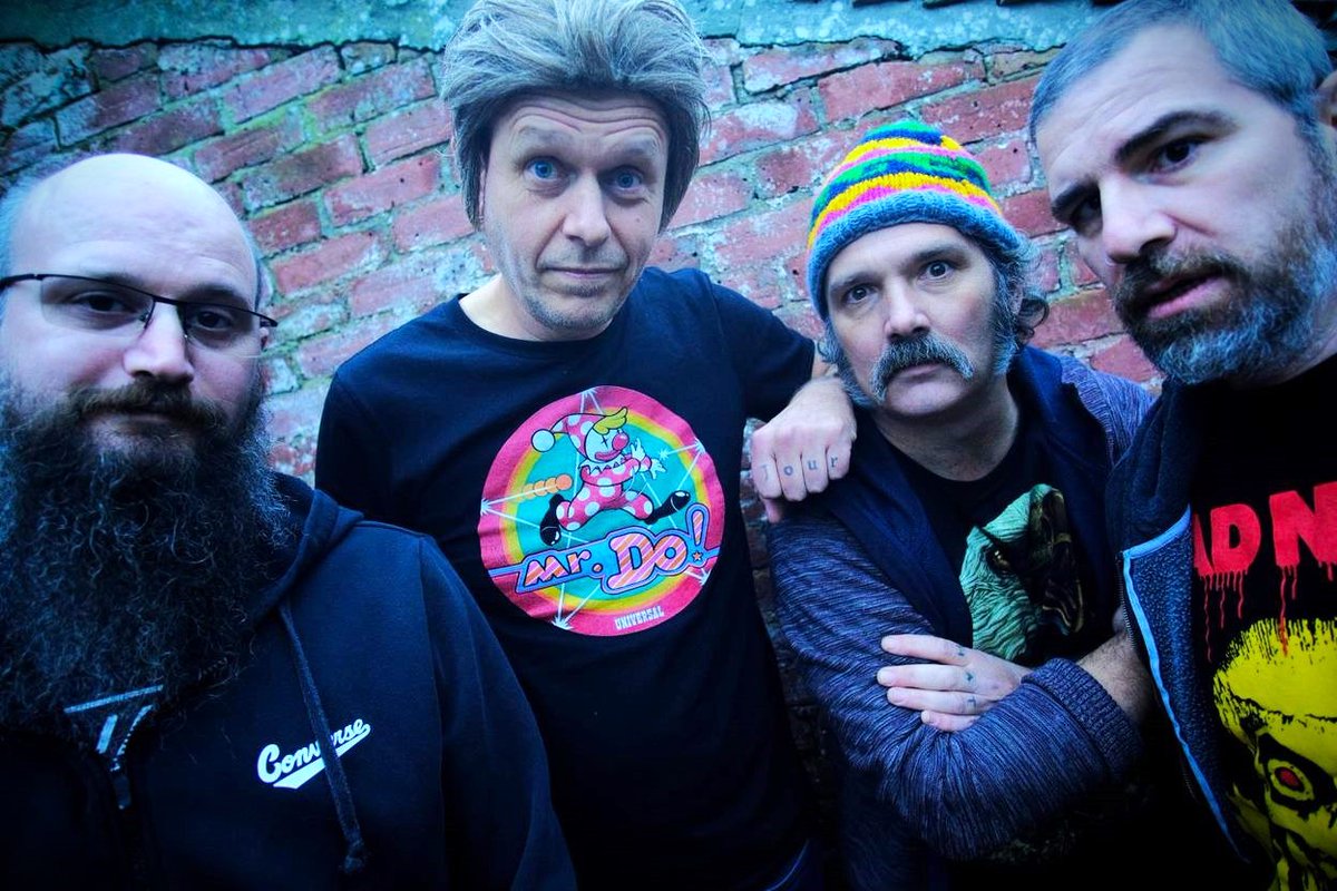 The Kunts are back!

Foul-mouthed underground heroes talk chart upsets, political chaos and LadBaby - could they seize Christmas No. 1...?

clashmusic.com/features/the-k…