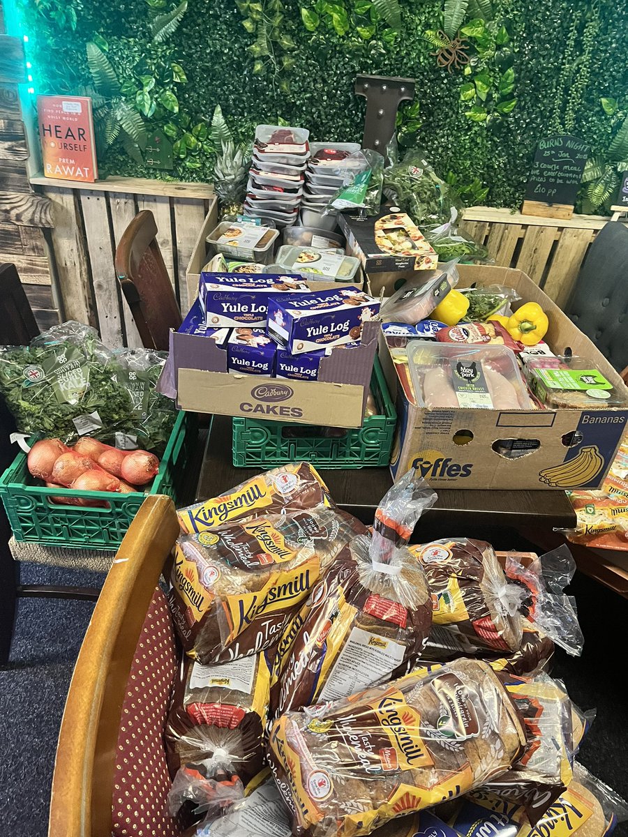 infinityinitia1's tweet photo. Our superheroโs have worked their magic today by saving all this from going to landfill and instead into hungry bellies along with our #endfoodwaste partners @getir_UK ๐ต #tamesidehour https://t.co/W0I2yl3OJX