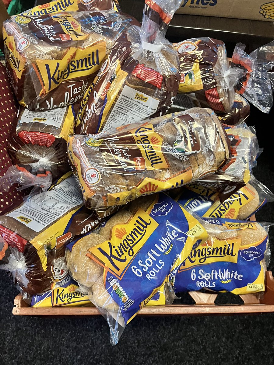 infinityinitia1's tweet photo. Our superheroโs have worked their magic today by saving all this from going to landfill and instead into hungry bellies along with our #endfoodwaste partners @getir_UK ๐ต #tamesidehour https://t.co/W0I2yl3OJX