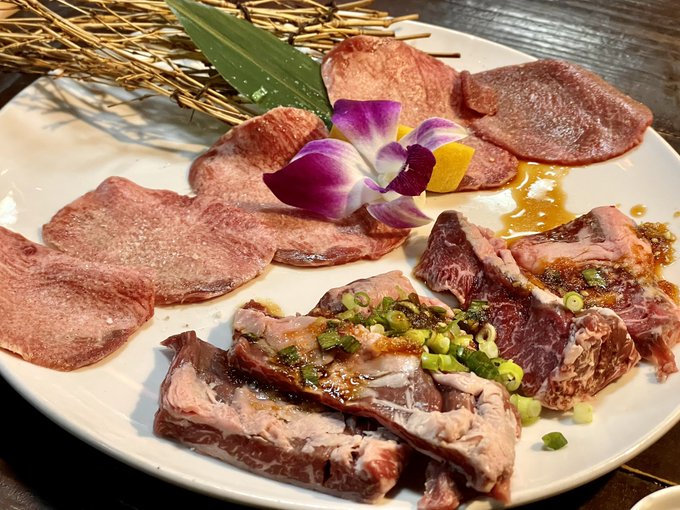 名護に21時間に合ったので沖縄一周というか東西南北達成記念という名の、旅行支援チケット消費の肉パーティーであります(*'ω`*)
案外体力残ってるな!? 