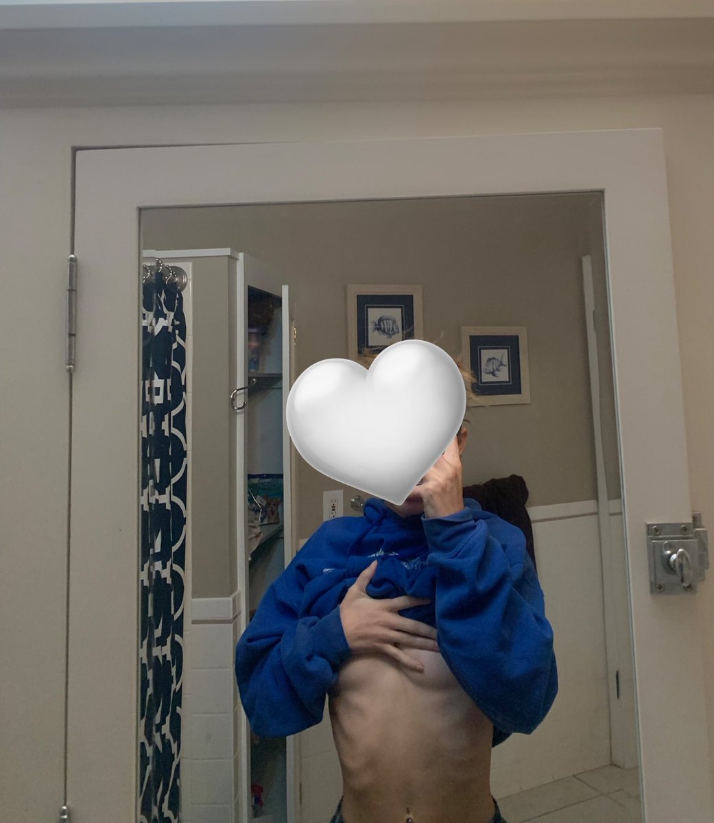 breezyybabi3's tweet photo. 🥵You’re so hot, my zipper is falling for you😳 https://t.co/VdYzLlIrzJ