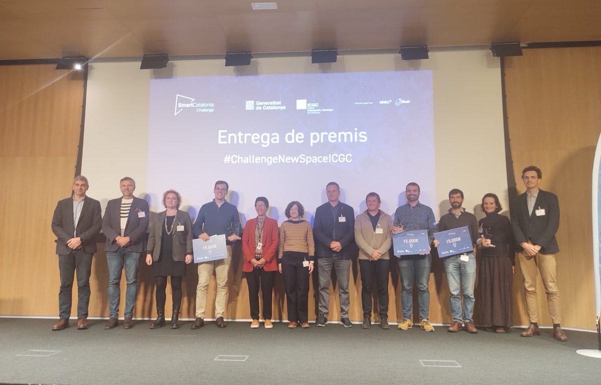 IEEC_space's tweet photo. 🏆 Ahir va tenir lloc la final de la 12a edició #SmartCatalonia Challenge! Propostes innovadores que utilitzen tecnologia d'observació de la Terra🌏
Enhorabona a les empreses guanyadores #ÉireSás @AgroPixel i @hemavgroup!🥳
Organitza @tic i @ICGCat amb @IEEC_space i @i2CAT. https://t.co/WDDSEftrPF