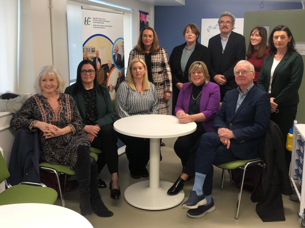 Great to meet Bryan Murray and Una Crawford O’Brien aka Fair City’s Bob & Renee, and the staff and service users, at the opening of the Feileacan Ban Dementia service at the Blackthorn Unit in the Cherry Orchard Hospital today. @roinnslainte