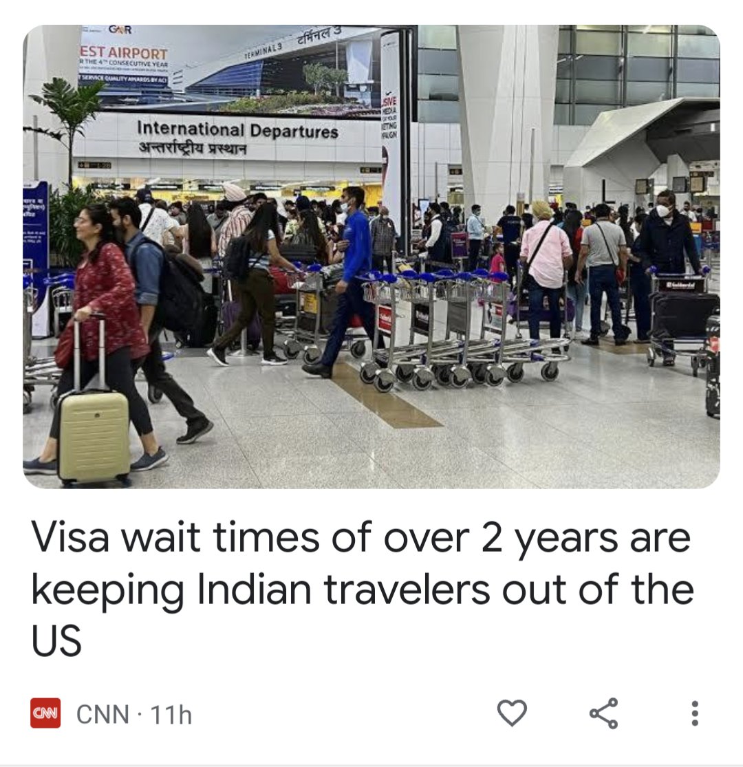 Chuckell2's tweet photo. Man, Indian TSA must be REALLY inefficient! https://t.co/bm0aXEiYKI