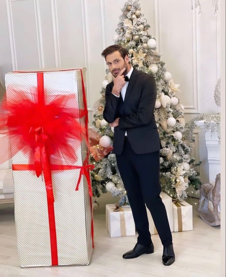 heeishauser's tweet image. Special gift for special fan this Christmas 🎄⛄💖