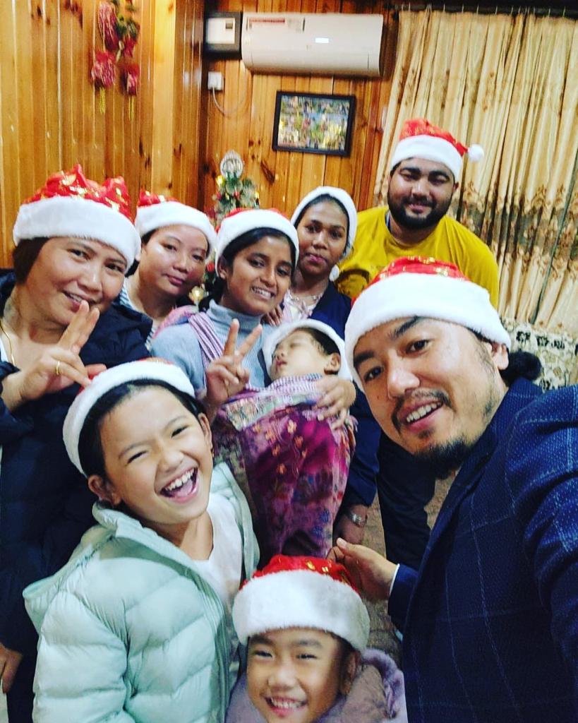 LikhaChada's tweet photo. 🤶🎅🏼🎄Here Christmas 🤶 Carol Comes 🎄🎅🏼Jingle Bell Jingle Bell 🔔 Jingle all the ways 🎄 https://t.co/H1ACbMo6tC