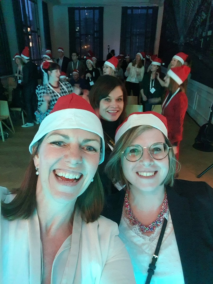Every event should finish like this! Live music and dancing, hats are optional! 49% of attendees gained +20 new connections. 👏. I shared at the start 'show me your network and I'll show you your future'. #itsalwaysboutpeople #biaforum <a href="/AssocWorld/">ASSOCIATIONWORLD</a> <a href="/kaitroll/">Kai Troll</a> <a href="/M_Katinka/">Katinka Estrade</a>