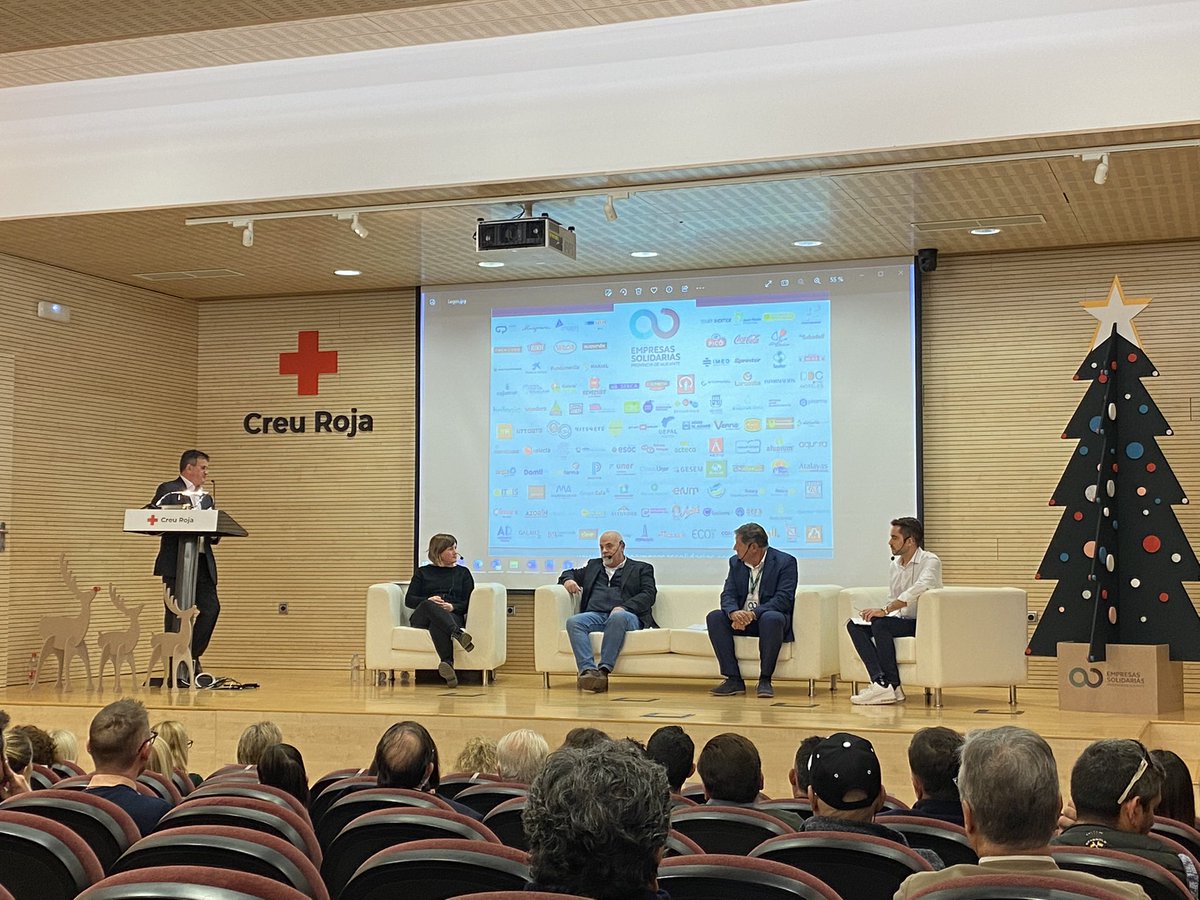 Hoy asistimos al encuentro de empresas y entidades colaboradoras en el Proyecto Empresas Solidarias de @CRAlicante <a href="/CruzRojaEsp/">Cruz Roja Española</a>, para apoyar a los colectivos menos favorecidos en la provincia de #Alicante  ¡Enhorabuena por la gran labor!👏🏼