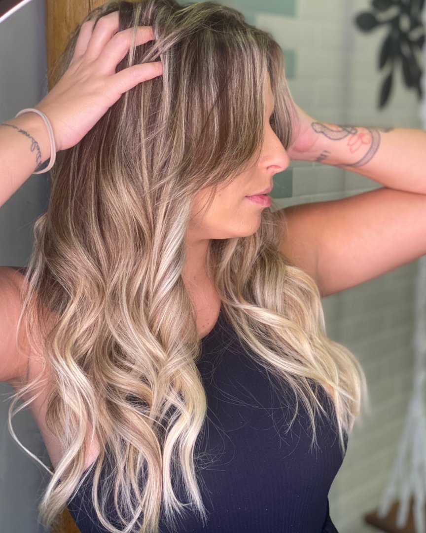 vargaslagoa's tweet photo. ✨O cabelo ideal para o seu rosto é aquele que faz você se sentir poderosa!✨
.
.
Agende seu horário (48) 9 9946-1922
.
by: @shi_ines
.
#blondhair #loiras #blond #loirosaudavel #vargas #lagoa https://t.co/g2M5aMUNNS