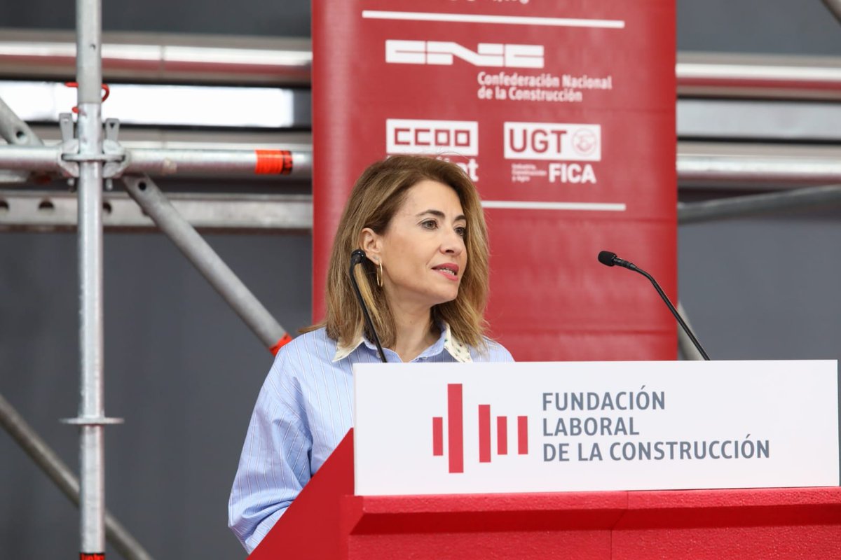 raquelsjimenez's tweet photo. La @Fund_Laboral cumple 30 años contribuyendo a un sector de la construcción más seguro, capacitado y con futuro.
Estamos trabajando codo a codo para atender sus reivindicaciones e incorporar al sector a toda la gente que necesitamos con seguridad, formación y trabajo.
#FLC30años https://t.co/quT1gMxYWC