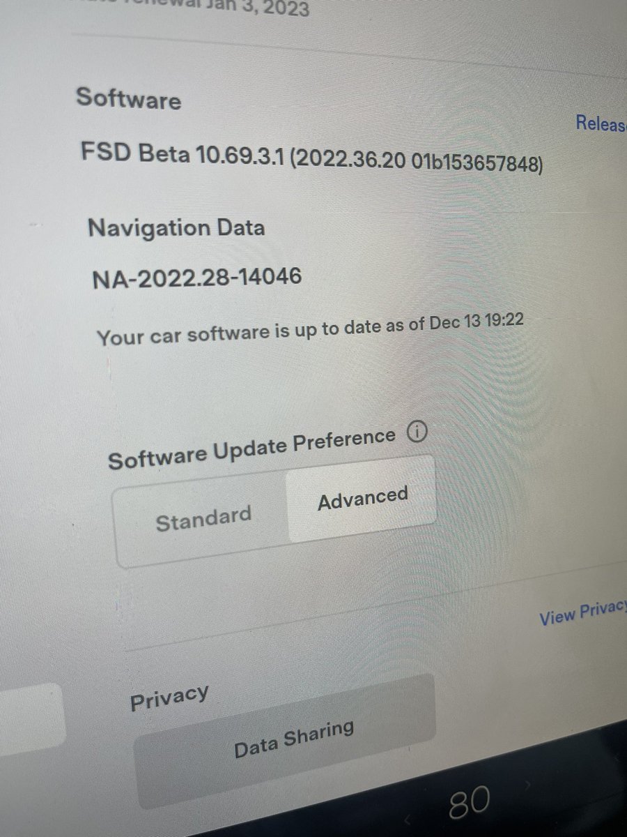 KettlerScience's tweet photo. @MissJilianne Nope… they stopped updates to fsd beta cars though apparently… this was taken this morning and date still says yesterday https://t.co/KCAmXBhZgB