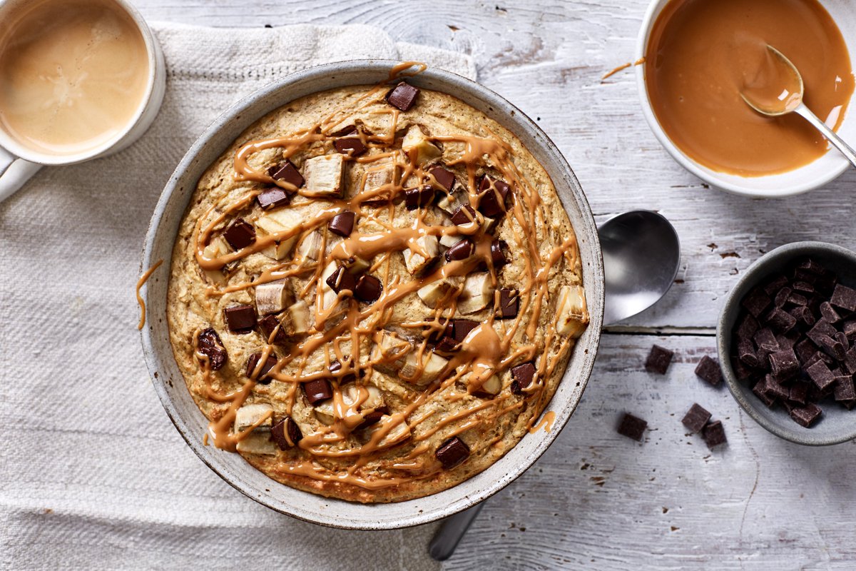 thebodycoach's tweet photo. BRAND NEW! ❄️❄️❄️

I've pulled together 15 of my favourite Winter Warmers and put them into a new FREE digital recipe book 🍲

I hope you like them 😀

Get the recipes here: https://t.co/G092TFAa0B https://t.co/JZbtSliWrX