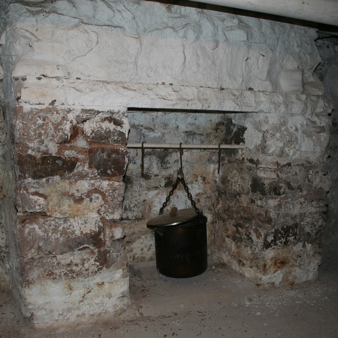 addiehoodless's tweet photo. #Dyk that we still have the original stone hearth for #AddiesHouse? It’s still in pretty good condition after almost 200 years.

Although in a space inaccessible to the public, the hearth is a reminder of older methods of cooking and heating that happened since installation. https://t.co/lzTOzX6s5w