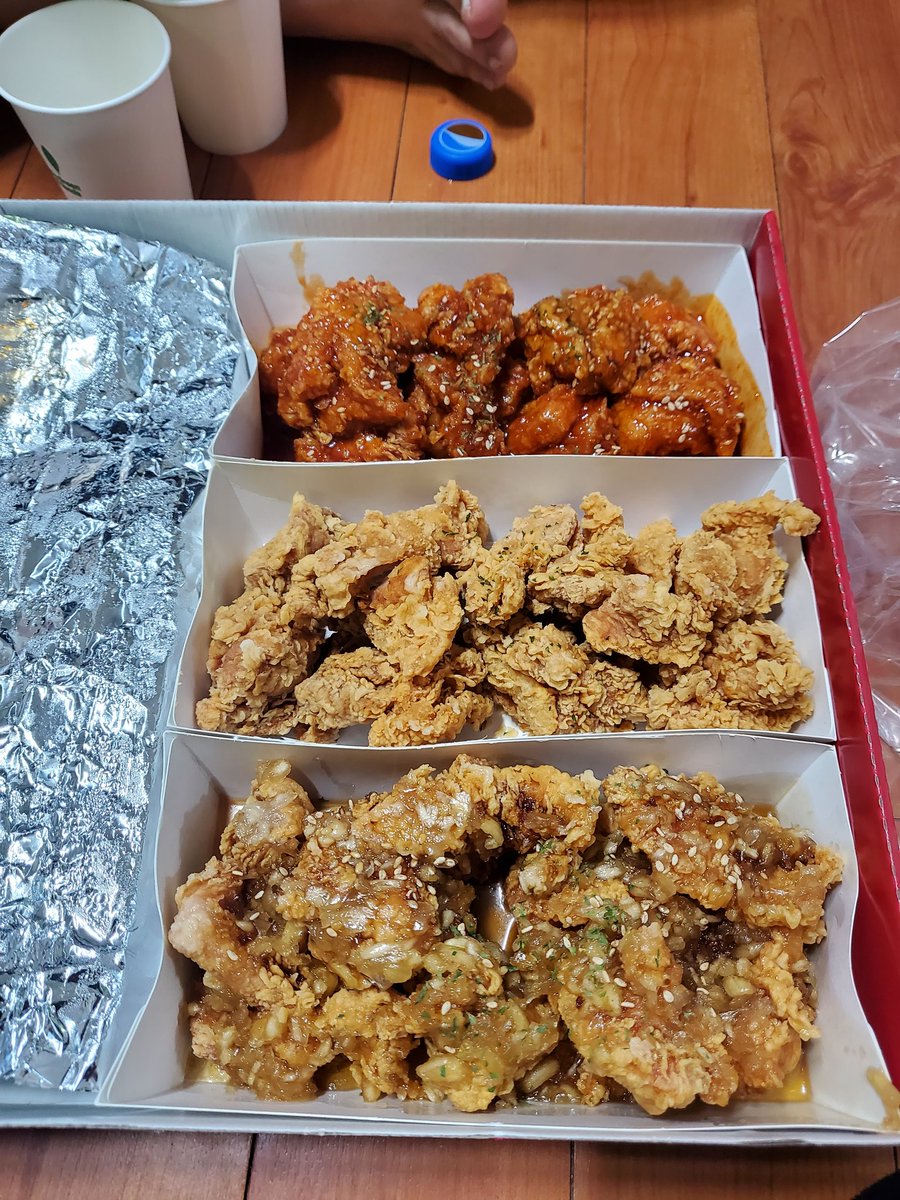 sseodeu's tweet photo. 🕊전국구 야단라 인원 모집🦚
🦉남:23~38 (여초미션)
🦩여:21~38 (프리패스)
😘 섹벙 오프 건벙 건오 오프라인
🪶성비 5:5 노티켓 마디수 강요X
🎤간단한 목소리 인증
라인 wq1100
#섹트 #일탈 #야단라 #킹카 #퀸카 
#대물 #시오 #월드컵 #전국구 https://t.co/PaCVg1nLYv