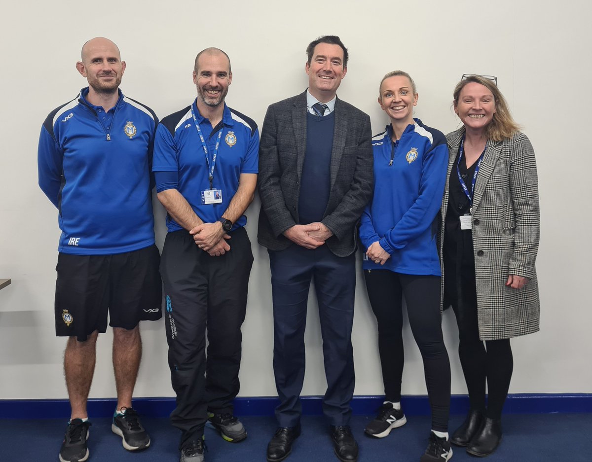We are so excited to introduce #TeamPebbles for the <a href="/LLHalf/">London Landmarks Half Marathon</a> 2023. The team is made up of teachers and staff from <a href="/MountbattenSch/">The Mountbatten School</a>. 3 and a half months to go! #LLHM23 #LLHM