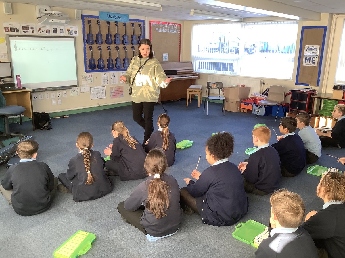 BarrowClass's tweet photo. We are SOOOOO excited to have the amazing Mrs Goulding back teaching us music 🙌🏼🎼🤩@St_Wilfrids_CE @LT_Trust https://t.co/F0fn8cab0S