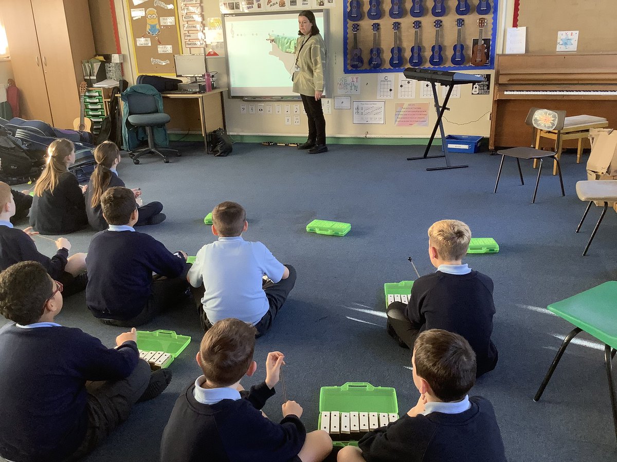 BarrowClass's tweet photo. We are SOOOOO excited to have the amazing Mrs Goulding back teaching us music 🙌🏼🎼🤩@St_Wilfrids_CE @LT_Trust https://t.co/F0fn8cab0S