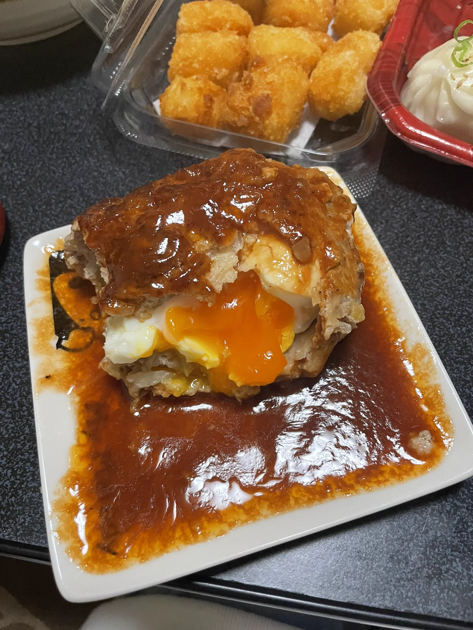@mainooyatsu 今日まいのおやつさんの本を見ながら作りました✨見た目はあれですけど茹で時間を守ったらしっかりトロットロになりましたしソースもすごく美味しかったです😋 