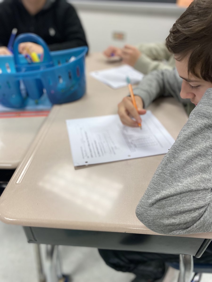 DecaturMiddle_Berlin tweet media