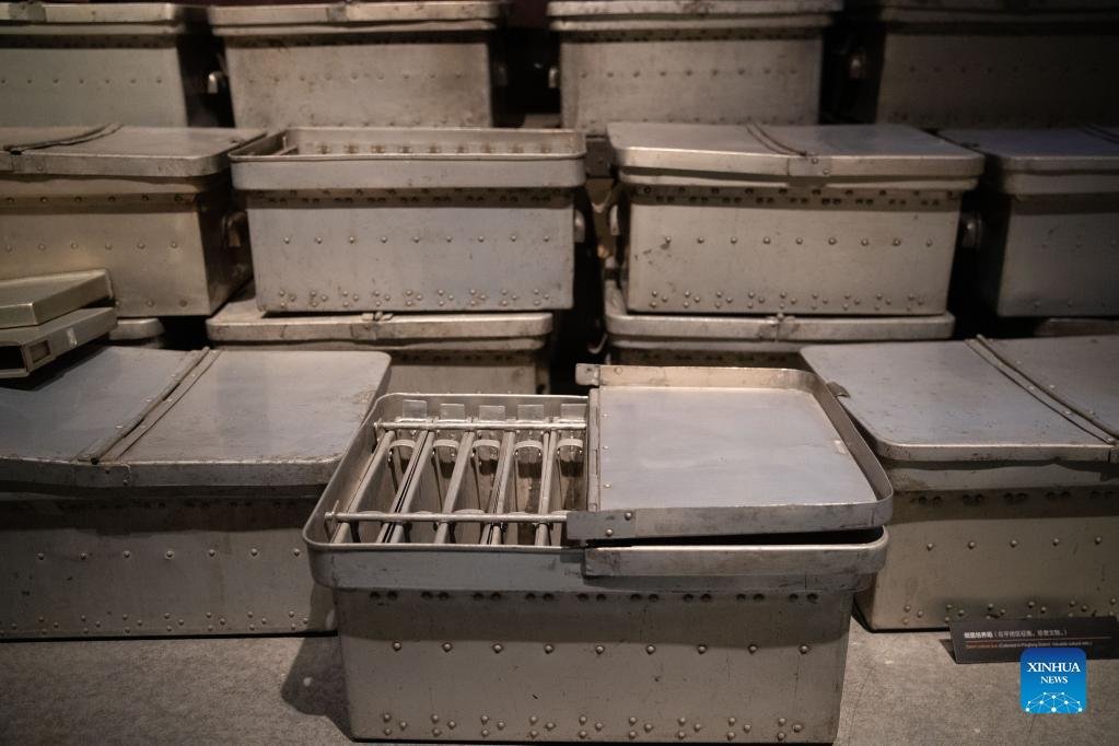 ChinaDaily's tweet photo. More than 20,000 pieces of artifacts and documents are on exhibit for the first time in a museum in northeast China's Heilongjiang Province, testifying crimes against humanity by the notorious Japanese germ warfare army known as Unit 731 during the #WorldWarII. https://t.co/7lmTPXqkhD