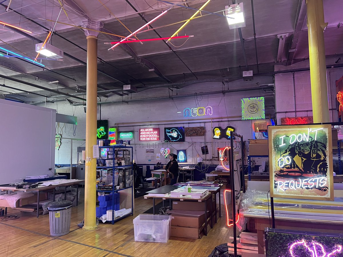 What a cool place , Just met Tony , Sam and Donna <a href="/Neoncreations/">Neon Creations Ltd</a> and dropped my broken sign off .
If you want neon these are the guys