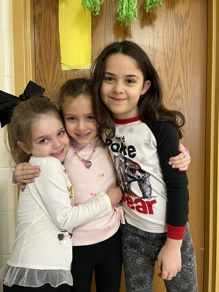 Ms_Currier's tweet photo. My Why. ❤️ https://t.co/ZyZg9CUeM3