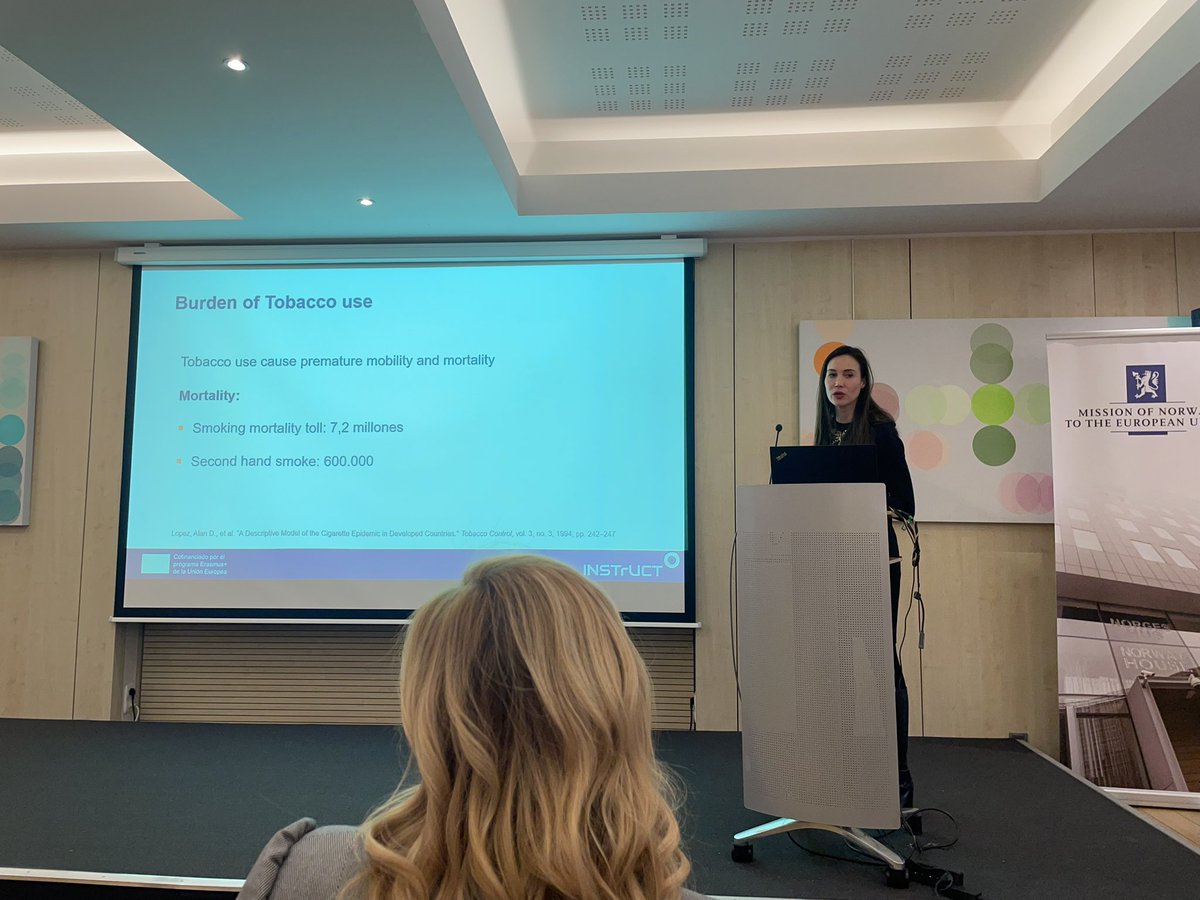 IdoiaPardavila's tweet photo. @CrisMarMar presentando la magnitud de la pandemia de tabaquismo, y como la falta de formación en los profesionales de la salud hace que lo se aborde satisfactoriamente. Solución: el curso elaborado por #instructproject  para formar a los futuros profesionales de la salud! https://t.co/iLLvQiO8lD