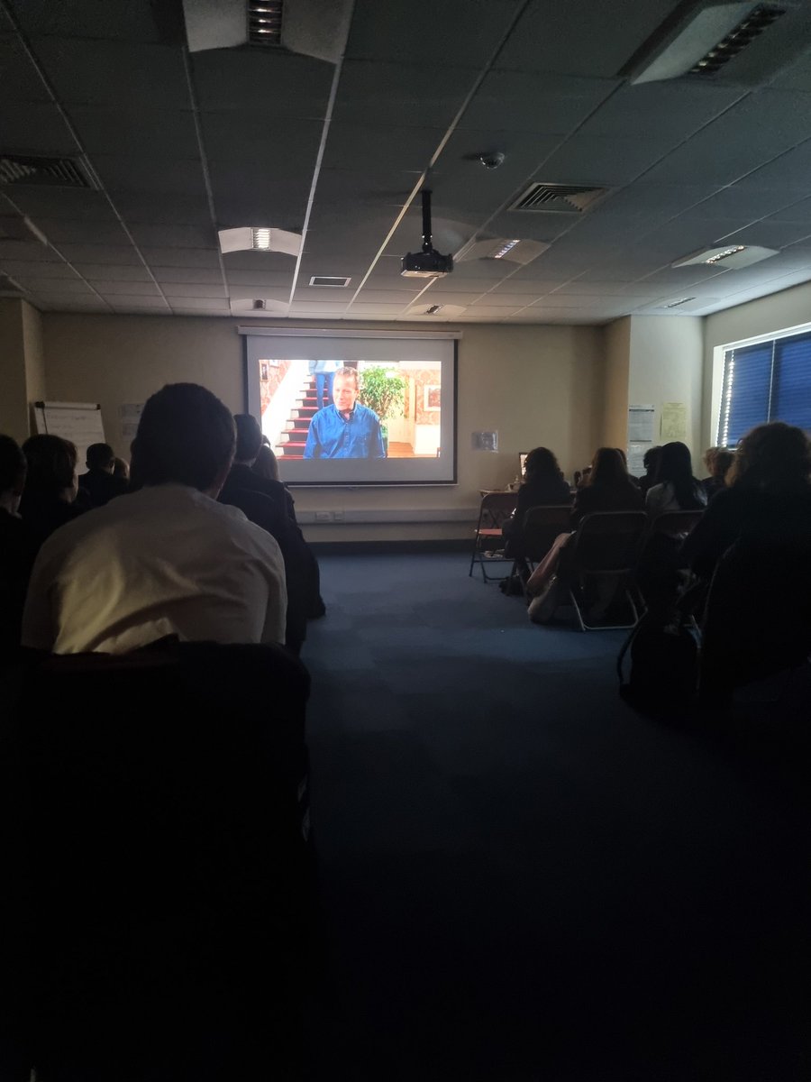 MrsVCEllison's tweet photo. @Malbank_Head 
Fantastic cinema reward afternoon for year 10s scoring 75 or more LM1s this year 🎅☃️🎄
#proudprogressmanager
#homealone
#rewards https://t.co/RK1uzuKUUU