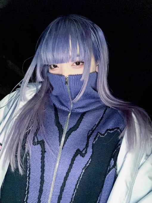 初見から衝撃を受けて絶対に欲しいと思ったニットがついに手の元に…!今日はchlomaに包まれてて最強になれた、外出が楽しくなる 