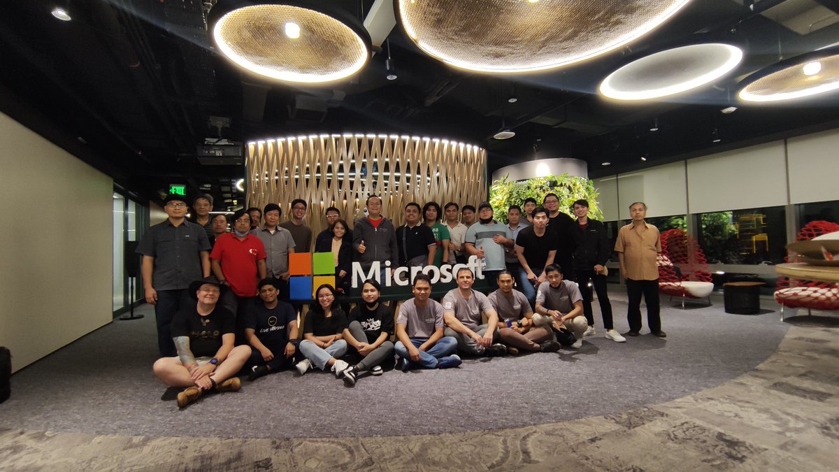 PHINUG's tweet photo. Thanks to everyone who attended .NET Conf Philippines 2022, and to @mindOfAI and @LBugnion for talking about events at our event! 😁 https://t.co/lMWI1S3aBZ