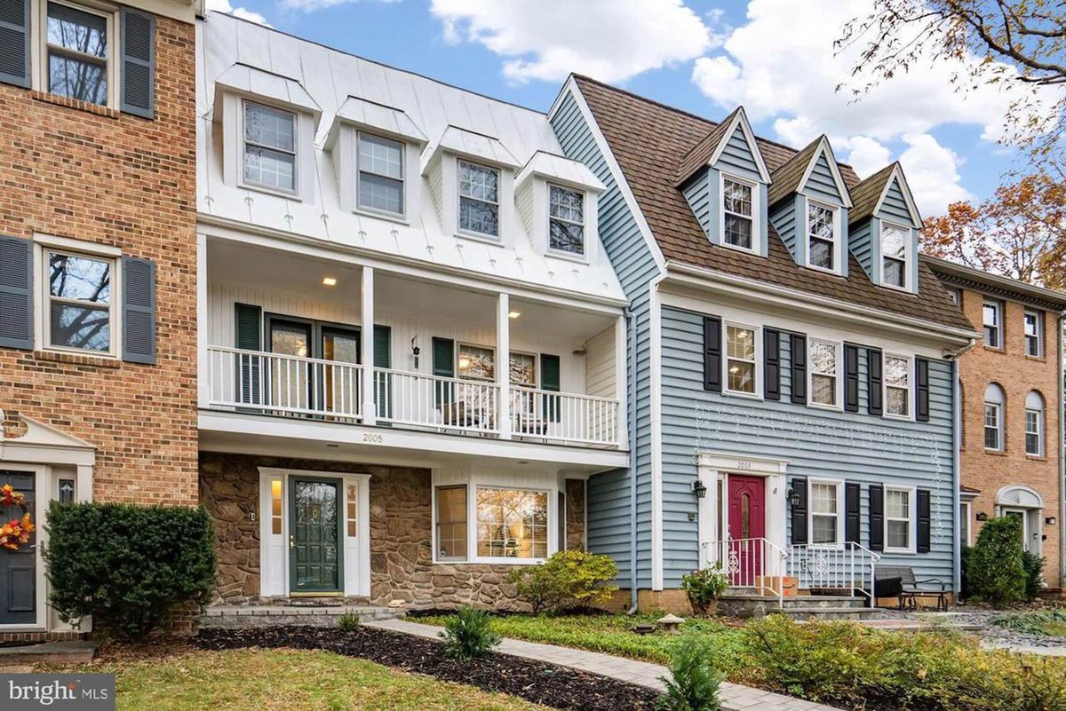 Arlington Now on Twitter "A 4 BD/3.5 BA townhome with a brick patio