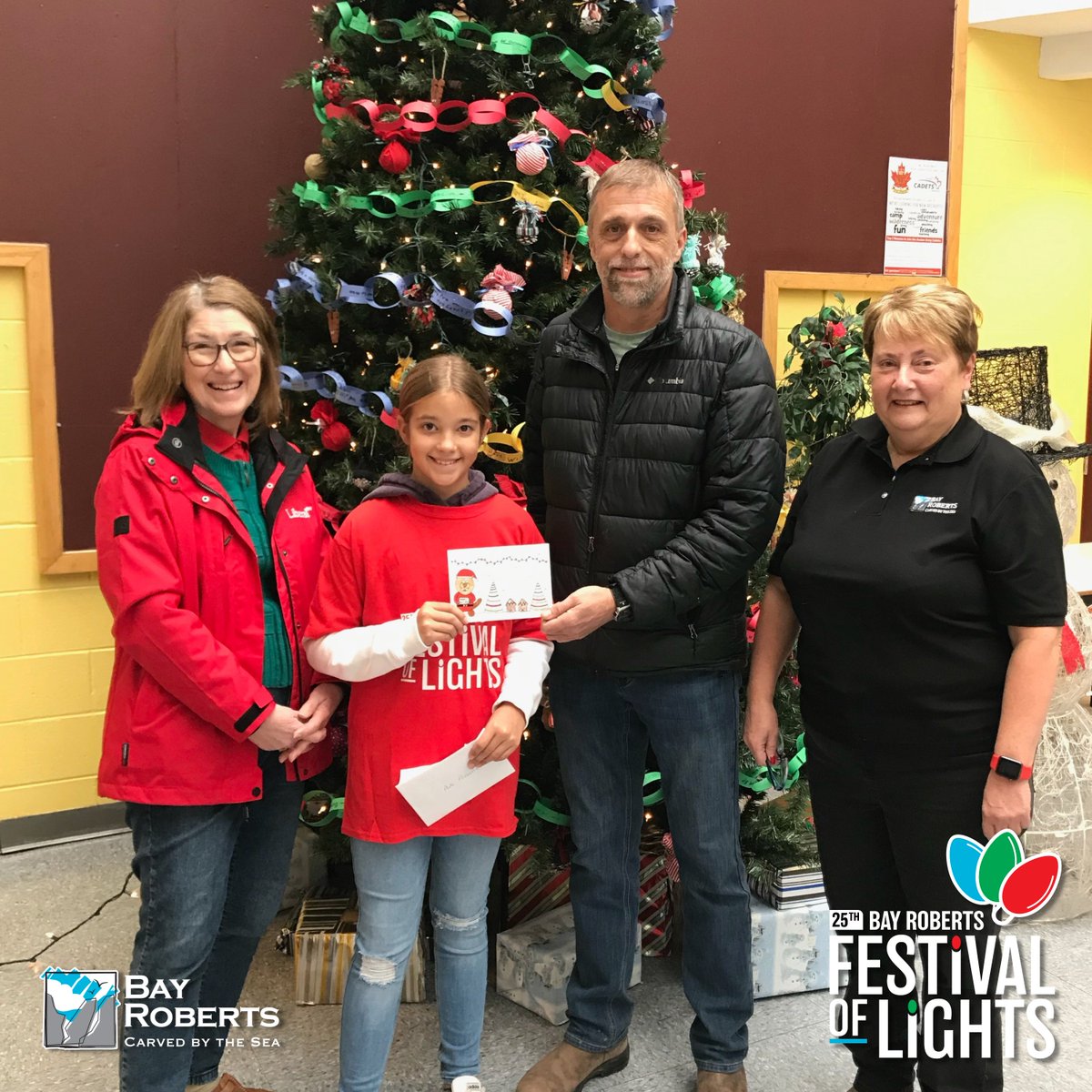 Town_BayRoberts's tweet image. Congratulations to Ava Parsons, a grade 5 student at @Amalgamated_NL, on winning our first Christmas Card contest! 😁🎄

You can see her beautiful winning card in this post! Thanks to all those who participated. 

#FestivalOfLights25
