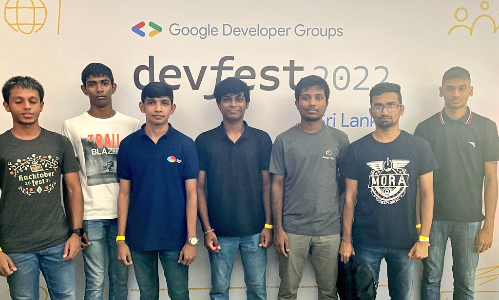 MadhawaMonara's tweet photo. #devfestlk '22 memories ๐ค https://t.co/UsgrMihAe9