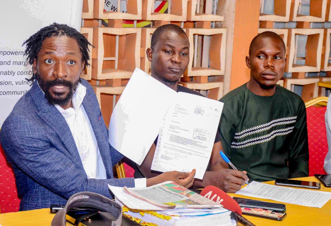 IsaacSsemakadde's tweet image. Fighting Corruption Cartels: What You See Is Not Always What You Get
#LegalRebel #Atanaaba #Overcomer