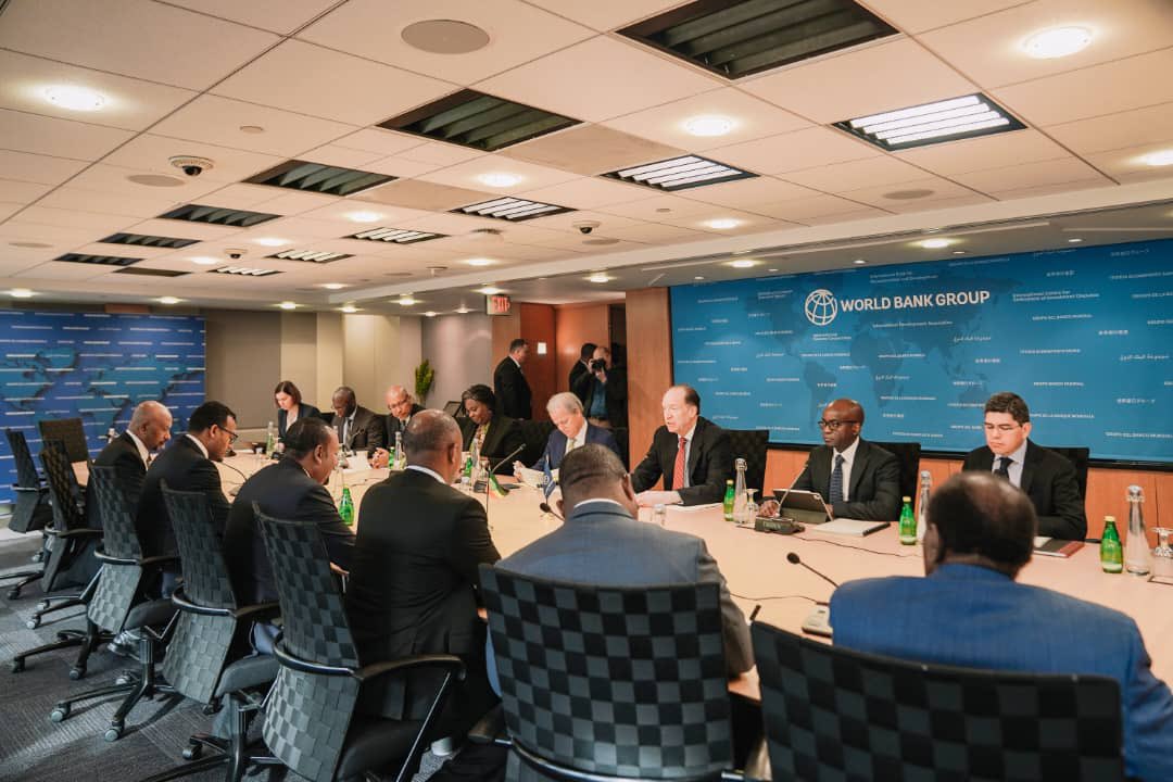 AbiyAhmedAli's tweet photo. The return of peace is a chance to accelerate the economic transformation agenda that enhance productivity and job creation. I had a substantive discussion with the President of the World Bank Group,  @DavidMalpassWBG on supporting our reforms. https://t.co/hlQLDOvEHK