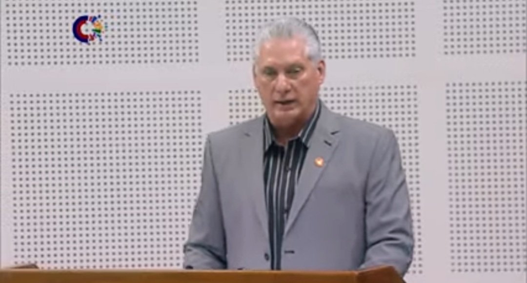 | #CubaLegisla 🇨🇺 #PoderPopular |

En el Décimo Periodo Ordinario de Sesiones de la <a href="/AsambleaCuba/">Asamblea Nacional Cuba</a> en su IX Legislatura, el Presidente <a href="/DiazCanelB/">Miguel Díaz-Canel Bermúdez</a> rinde cuenta de su gestión en 2022, "un año extremadamente complicado en el escenario internacional".