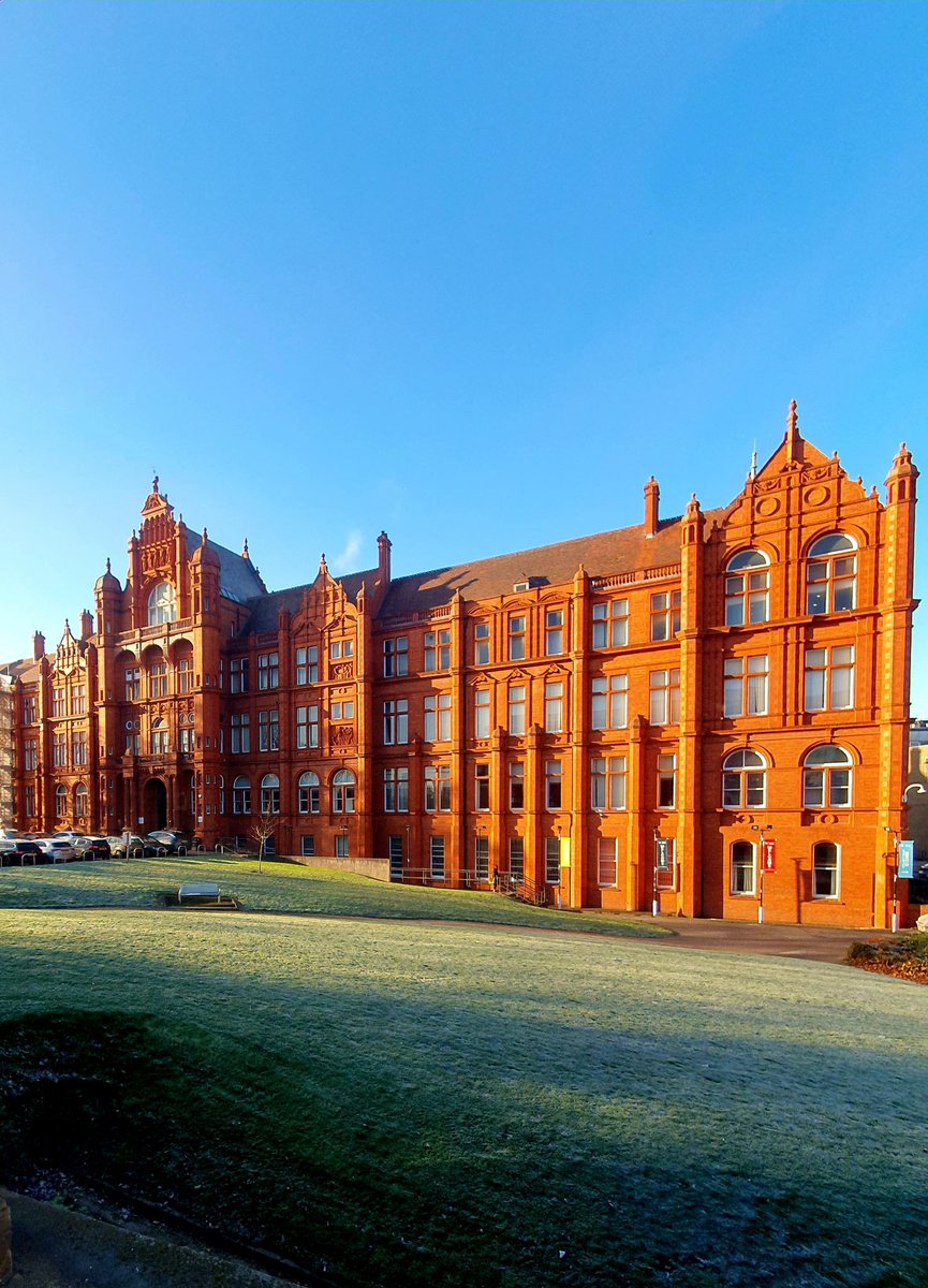 <a href="/SalfordUni/">University of Salford</a> looking resplendent in the winter sun today. ❄️