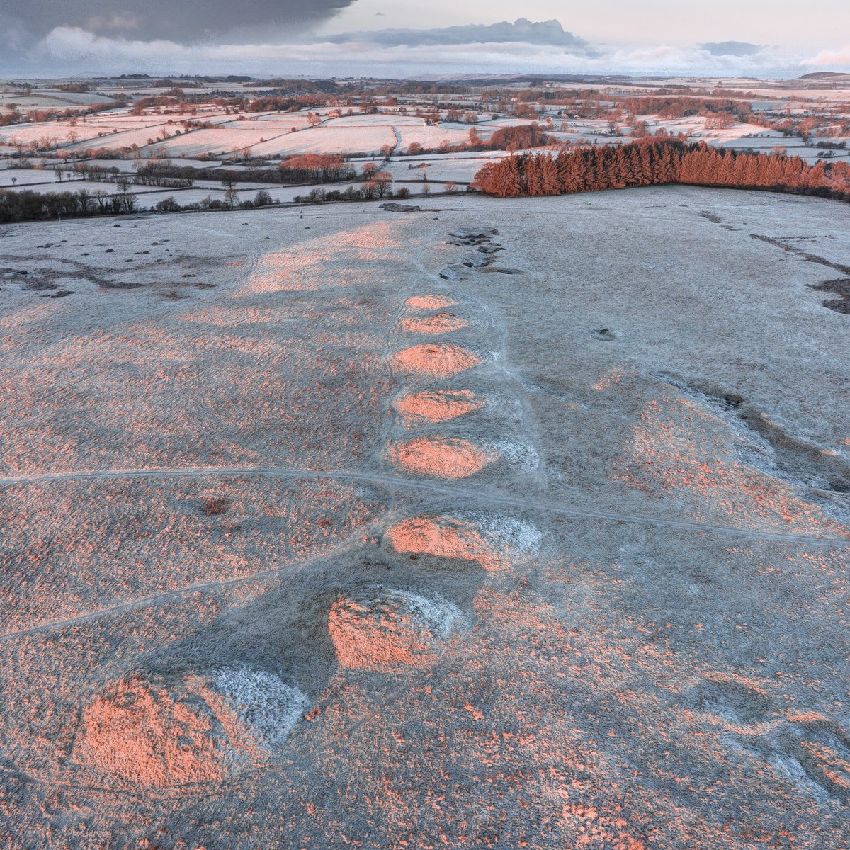 I'm doing a talk on my new book, the Aerial Atlas of Ancient Britain, in Long Ashton near Bristol on Thursday 15th December at 7.30pm. 

Please do come along! Tickets: eventbrite.co.uk/e/david-r-abra…