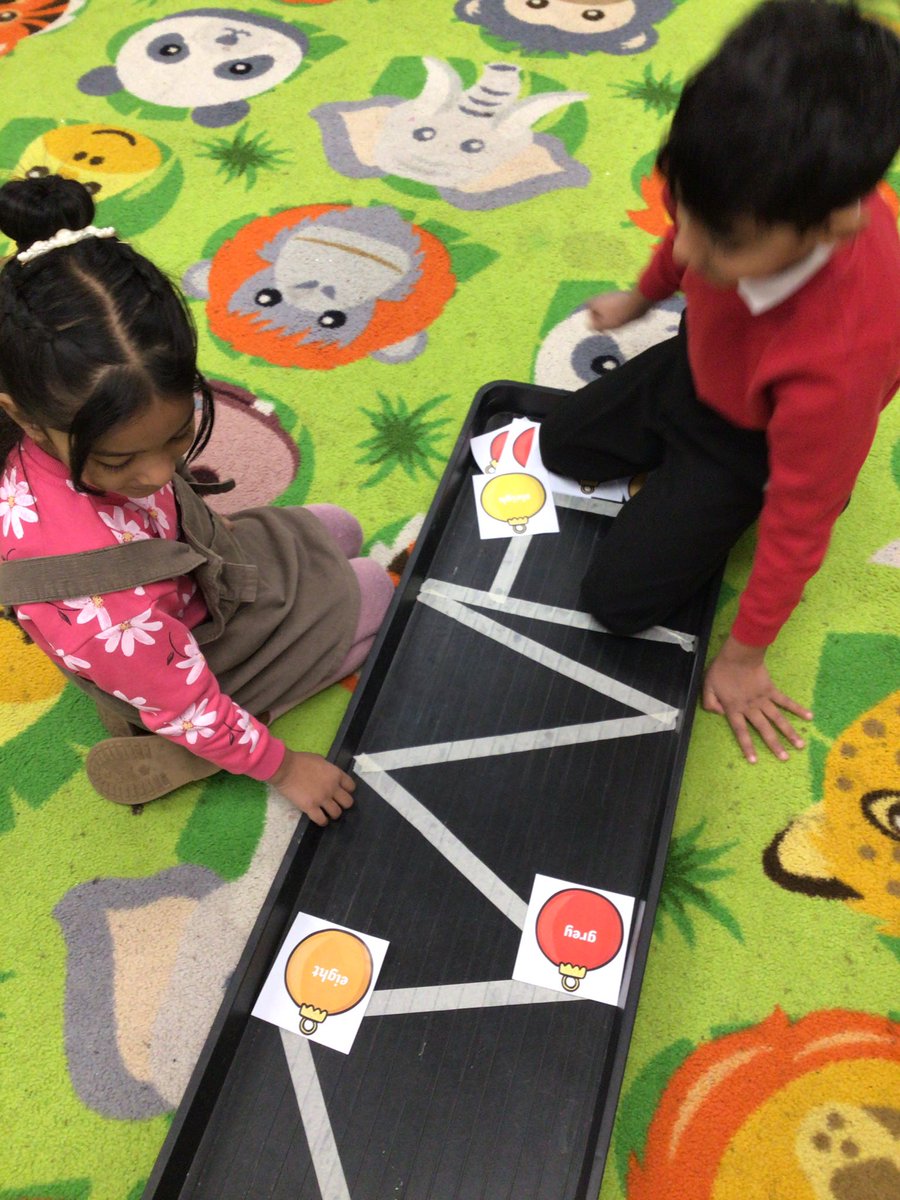 This week we have decorated our wonderful bags, we hope you like the special keepsakes inside ✨The elf has been here,there and everywhere in class 8, we have enjoyed picking our favourite books to read each day and we have enjoyed our Christmas challenges this week <a href="/kestrelmead/">Kestrel Mead Primary Academy</a>