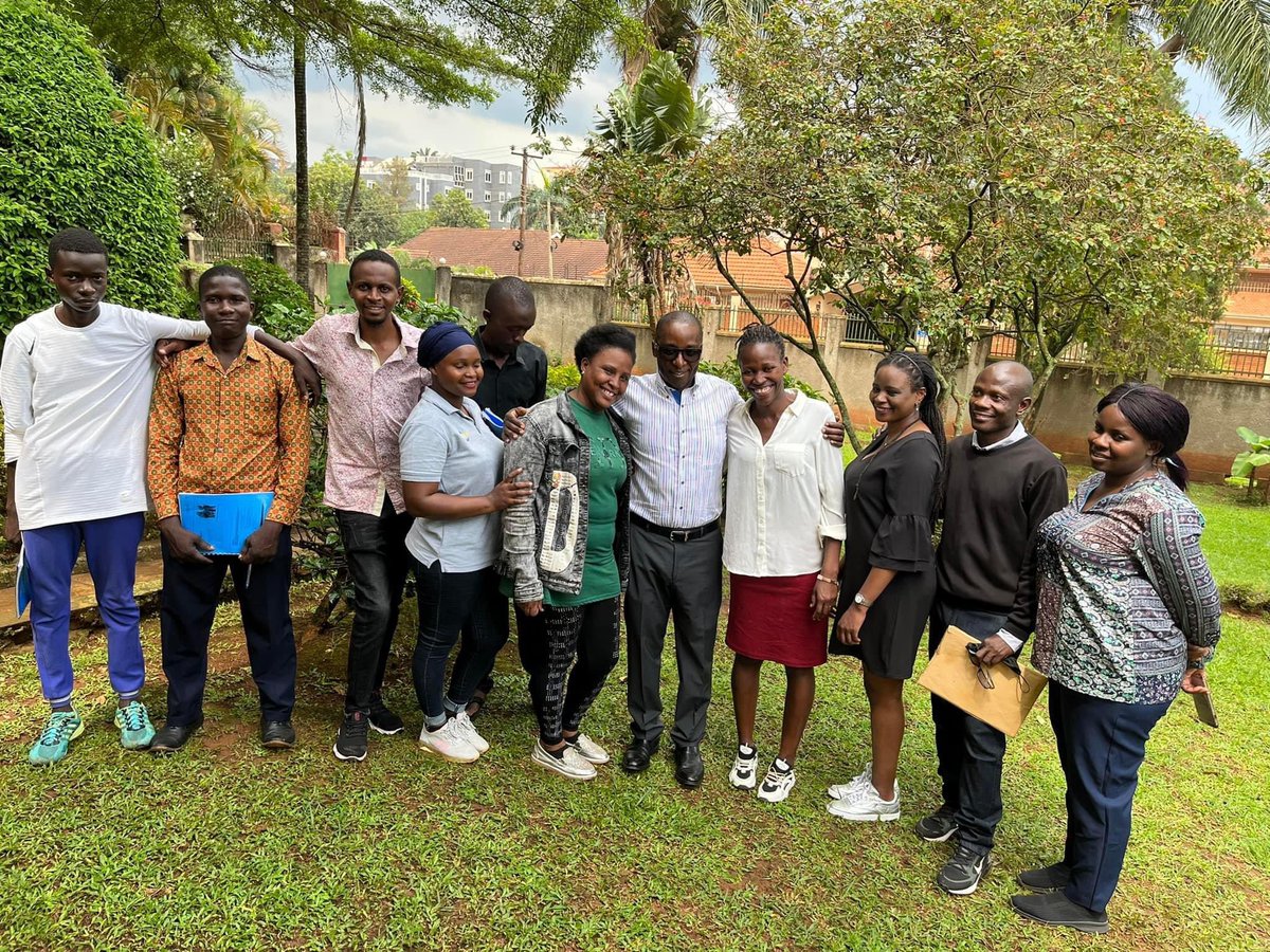 Vantagecareug's tweet photo. They called themselves Mighty 7 recently started at Nakasero Hosp for their practical work.They loved the 4weeks of class “Art of care giving” theory,no doubt they will enjoy hands on care for the next 4weeks. Thank you team Mighty 7.

Contact us via;
0774218718
0759861818 https://t.co/9K4oxm8sBL