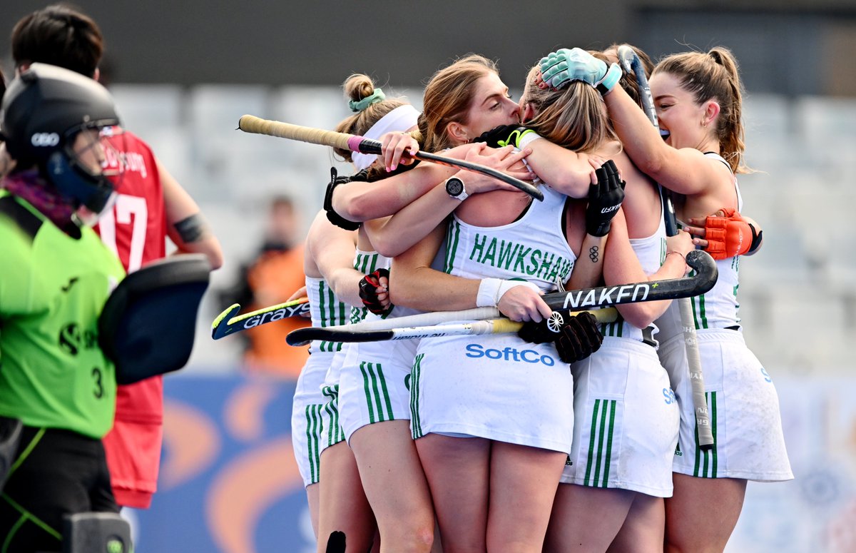 irishhockey's tweet photo. Ireland kept their cool in the final moments of their last pool match of the Women’s FIH Hockey Nations Cup in Valencia this morning to book their spot in the semi-final on Friday 🔥

Full report here: https://t.co/XN1uBDCEgO

📸:FIH/WorldSportPics
#FIHNationsCup | #HockeyIreland https://t.co/WKB5qzOd7h
