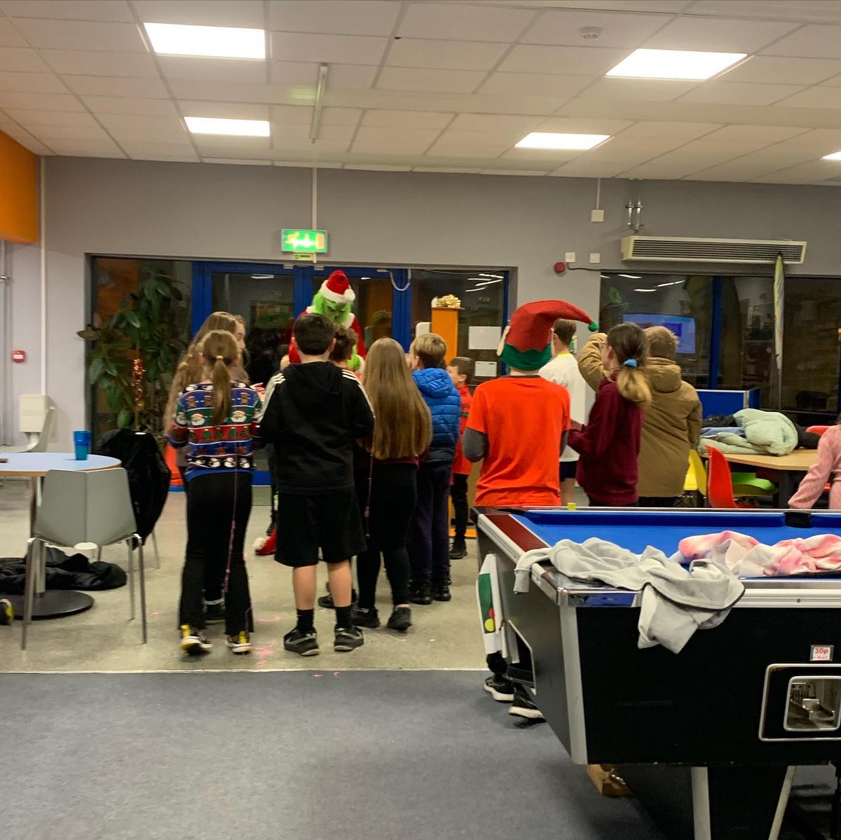 Monday night enjoyed a visit from The Grinch🎅🏽 #copelandcommunityfund #franciscscottcharitabletrust #thehenrysmithcharity #harbouryouth #whitehaven #thegrinch