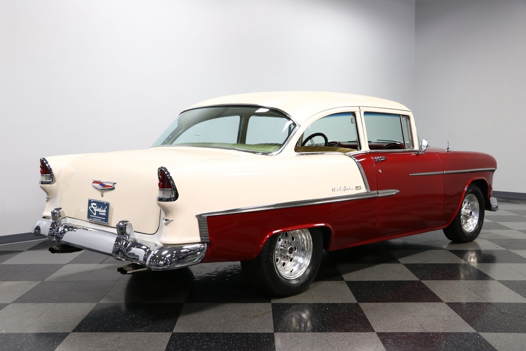 streetsidecars's tweet photo. This 1955 #Chevrolet 210 Del Ray Club #Coupe features a 350 cubic inch V8 teamed with an automatic transmission.

Link: https://t.co/maG4a4THhD

#classicchevrolet #chevrolet210 #chevy210 #clubcoupe #trifive #trifivechevy #collectorautomobile #vintagecar #cars #engine #carporn https://t.co/EcOg3YLXtV