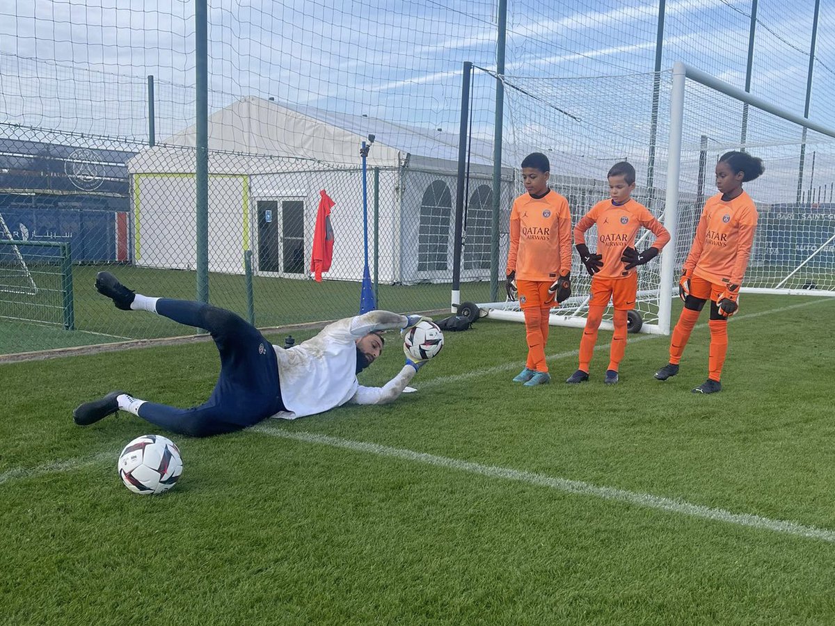 GIANLUIGI DONNARUMMA tweet media